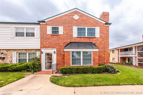 Photo of 5510 E 46th Street #3, Tulsa, OK 74135 (MLS # 2638137)