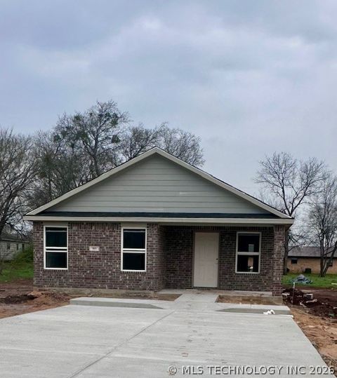 603 E Wolf Street Madill OK 73446