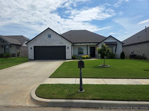 Photo of 10203 S 228th EastAvenue, Broken Arrow, OK 74014 (MLS # 2615509)