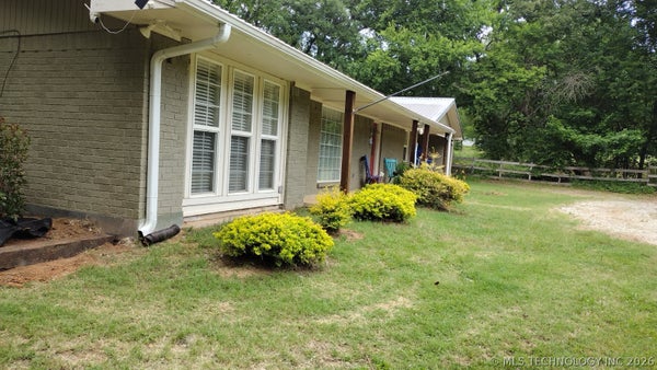 805 HARKEY ST, TISHOMINGO, OK 73460 - Image f6ca9d08378a52f272014e79bdeddb74/341962894