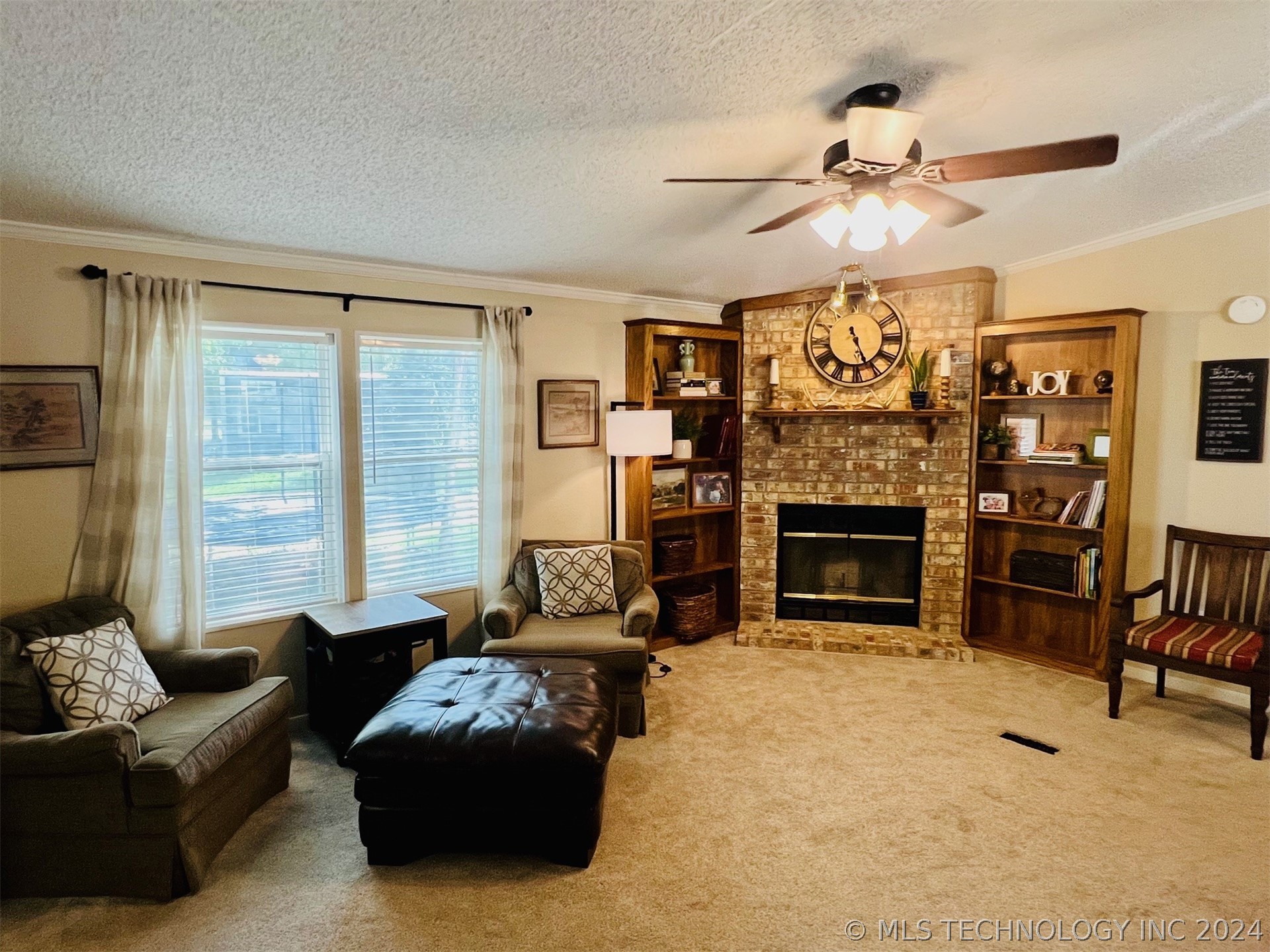220 Lisa Drive