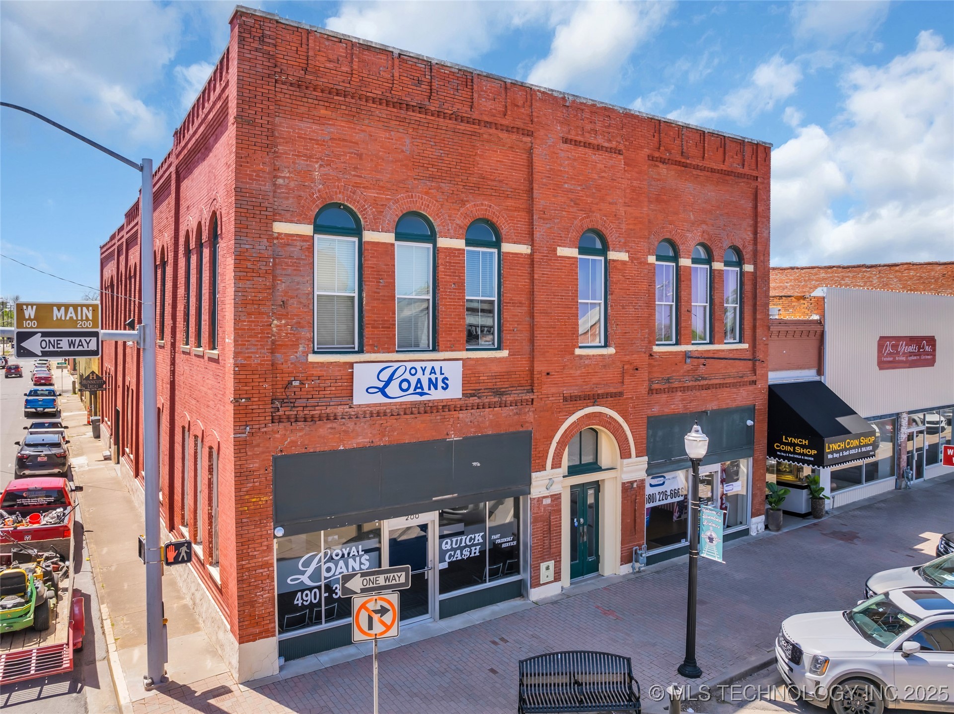 202 W Main Street
