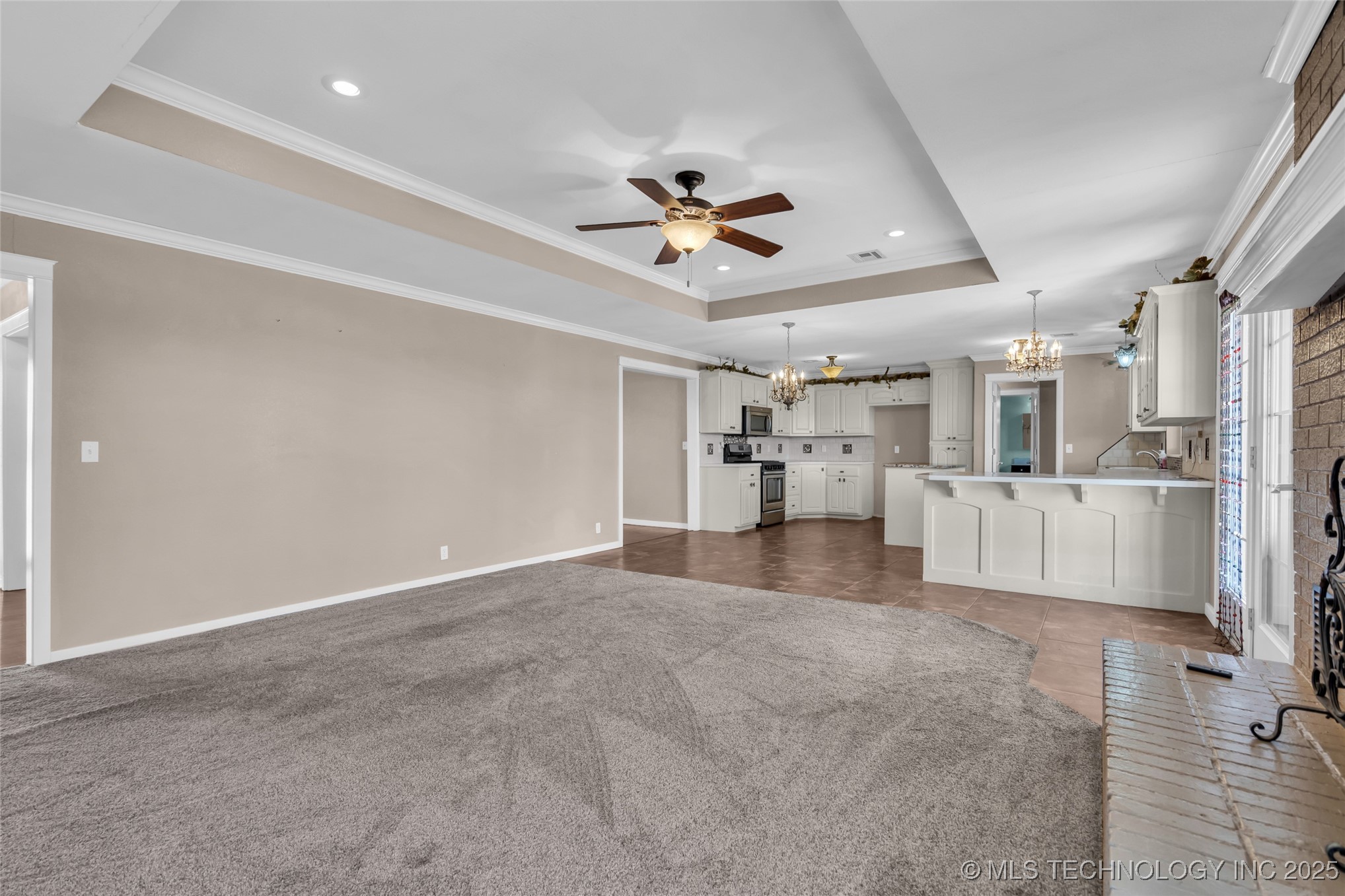 2005 Lakeview
