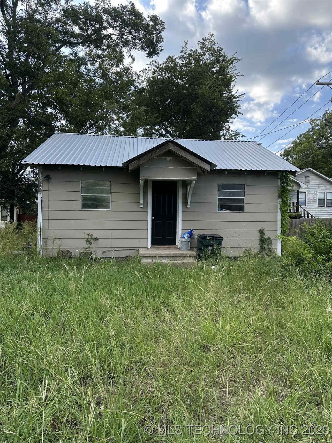 800 S Taliaferro Street W
