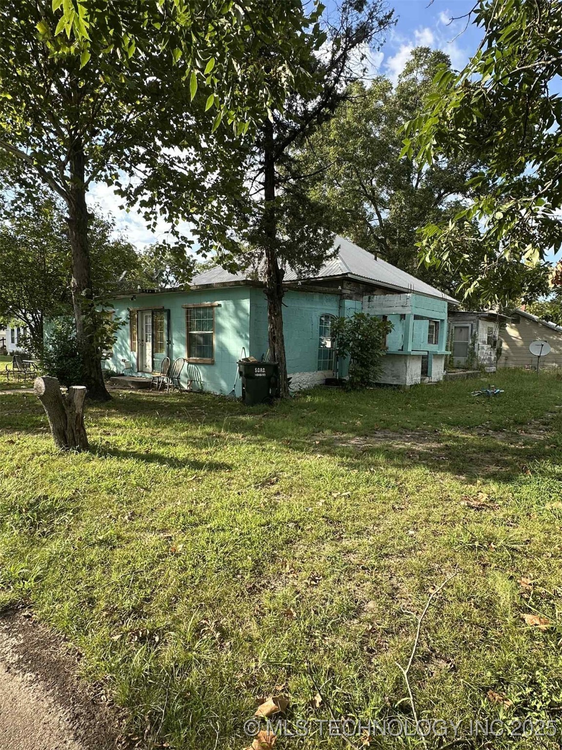 800 S Taliaferro Street W