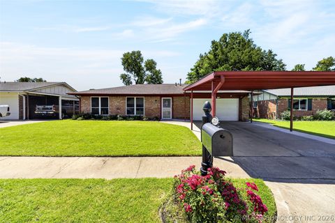 Photo of 12138 E 25th Street, Tulsa, OK 74129 (MLS # 2624452)