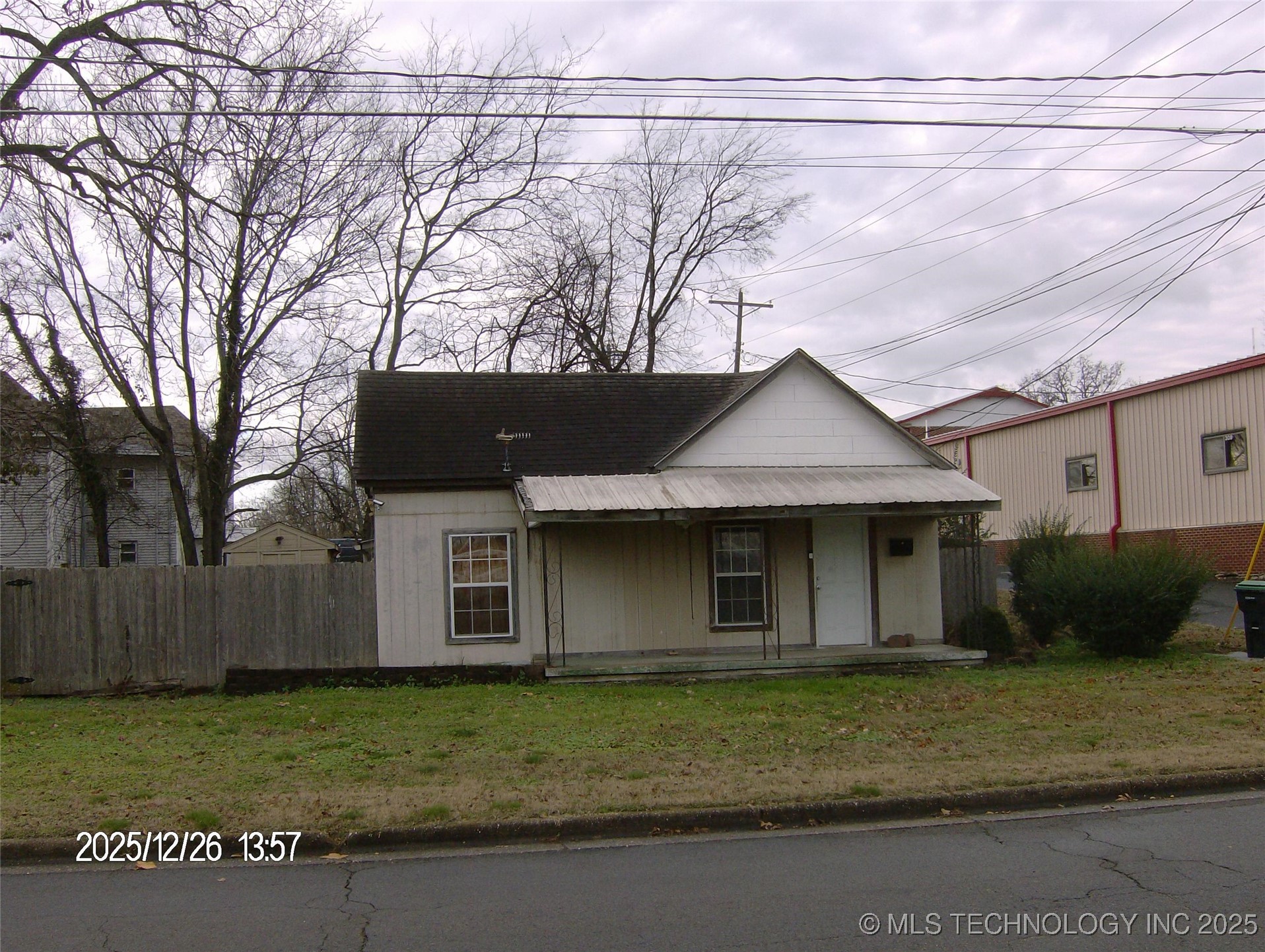 Photo 1 of 16 — 113 W Chickasaw Street, Tahlequah, OK 74464