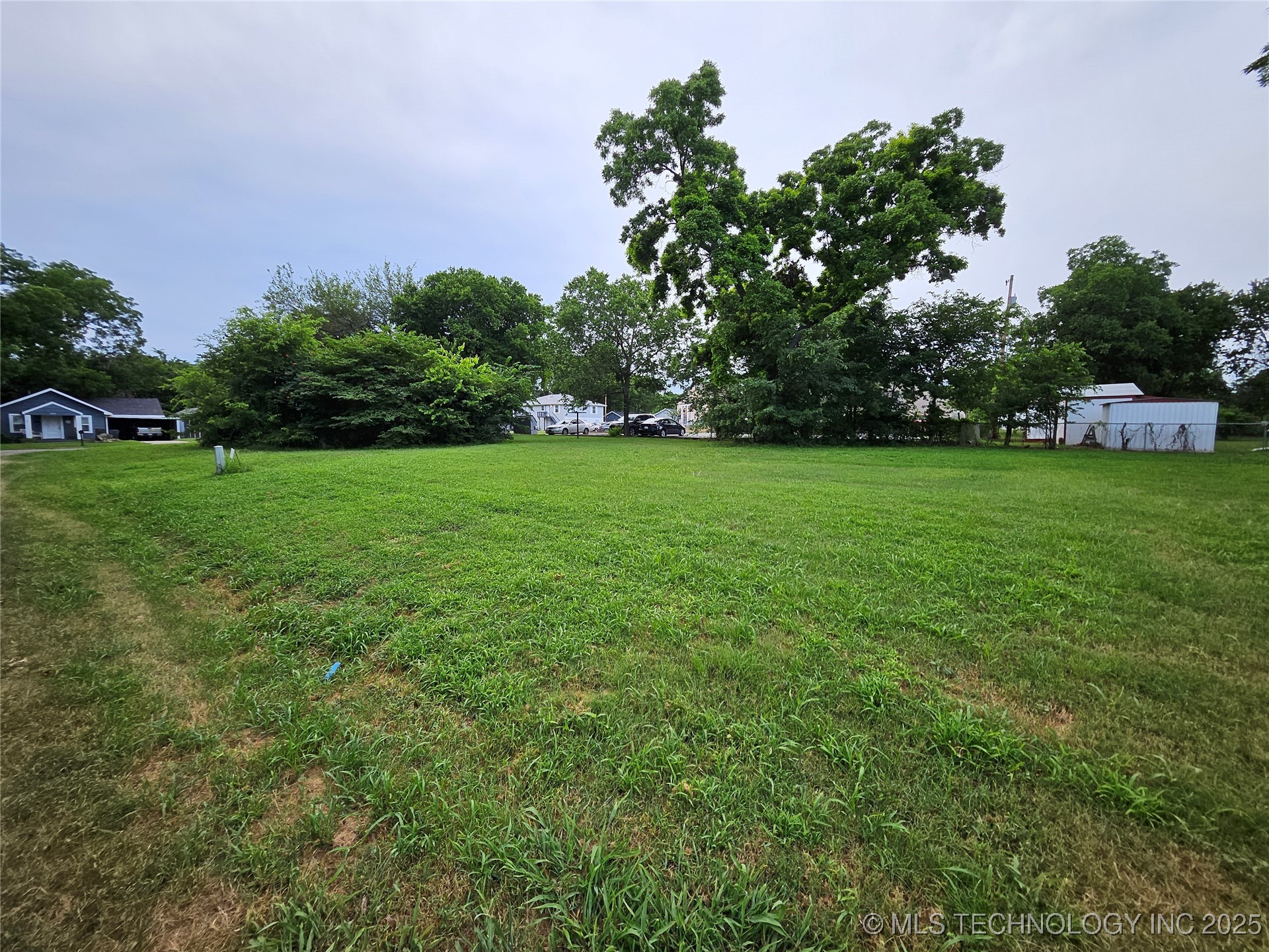603 6th SE