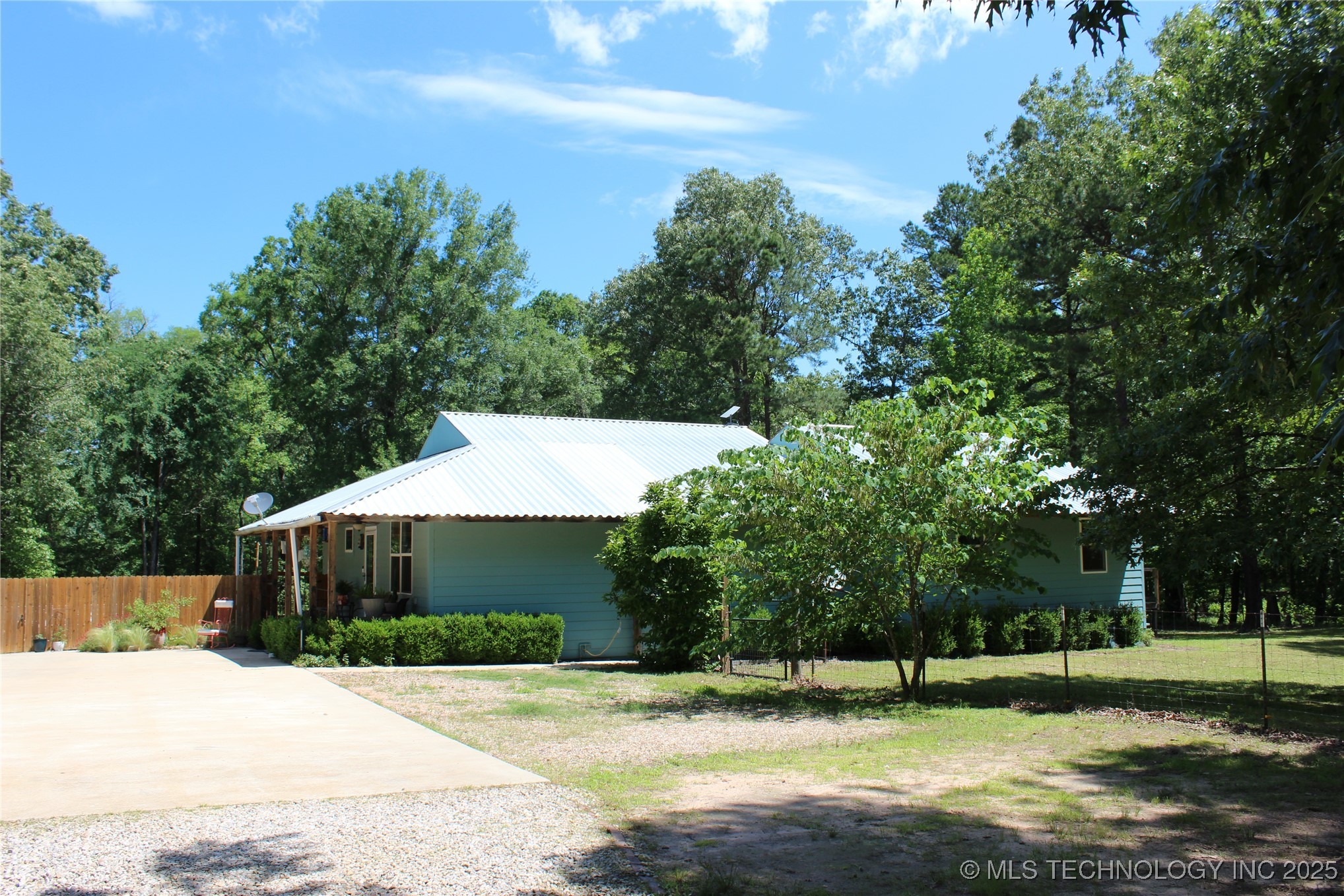 423118 E 1944 Lane