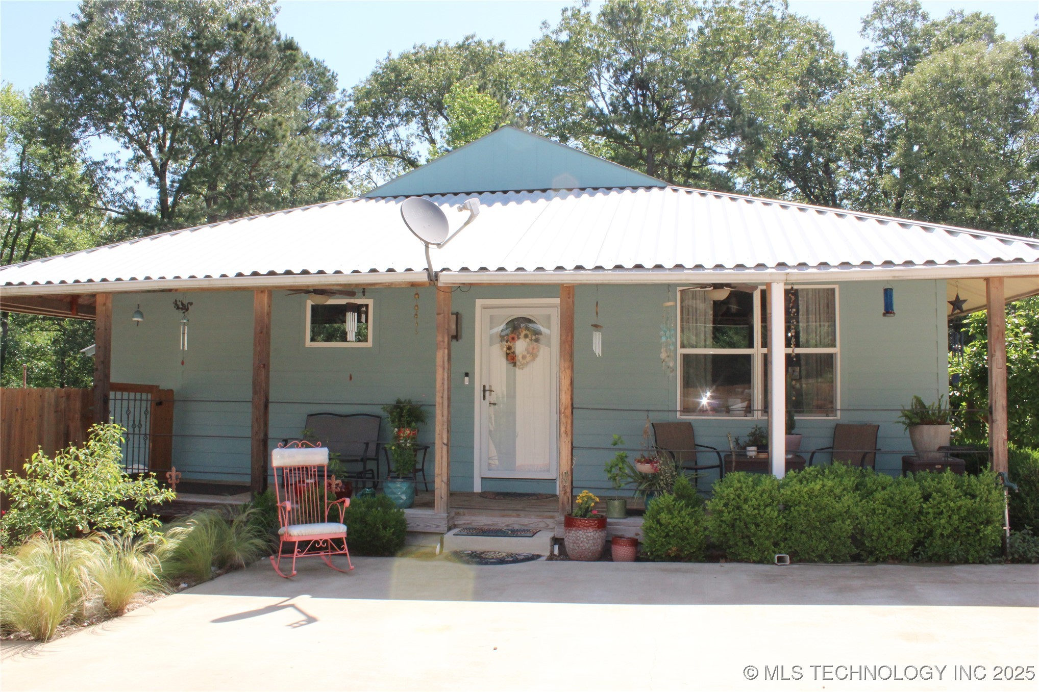 423118 E 1944 Lane