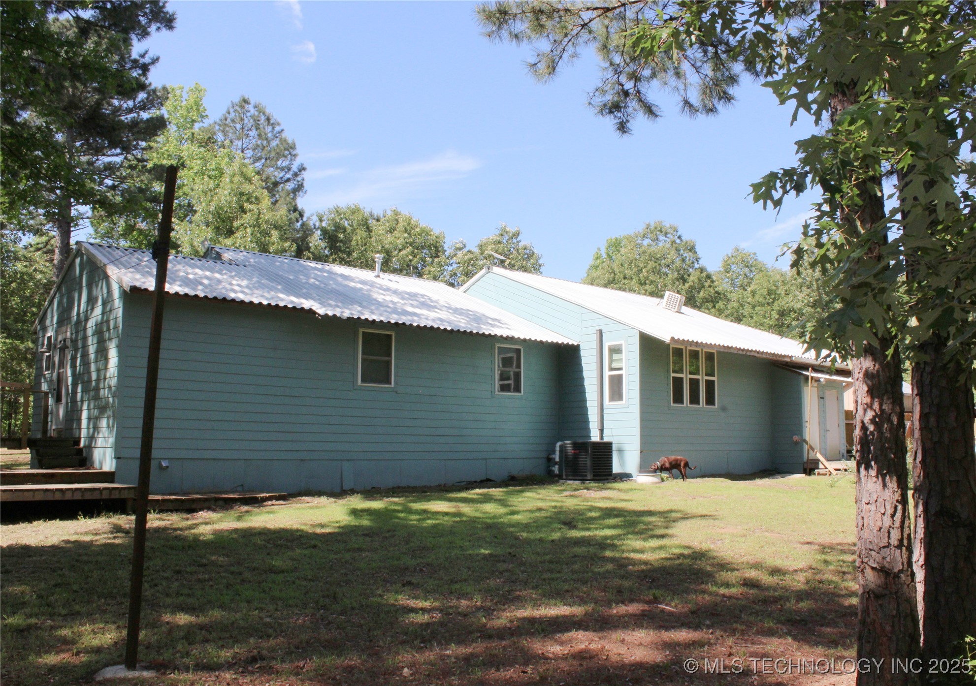 423118 E 1944 Lane
