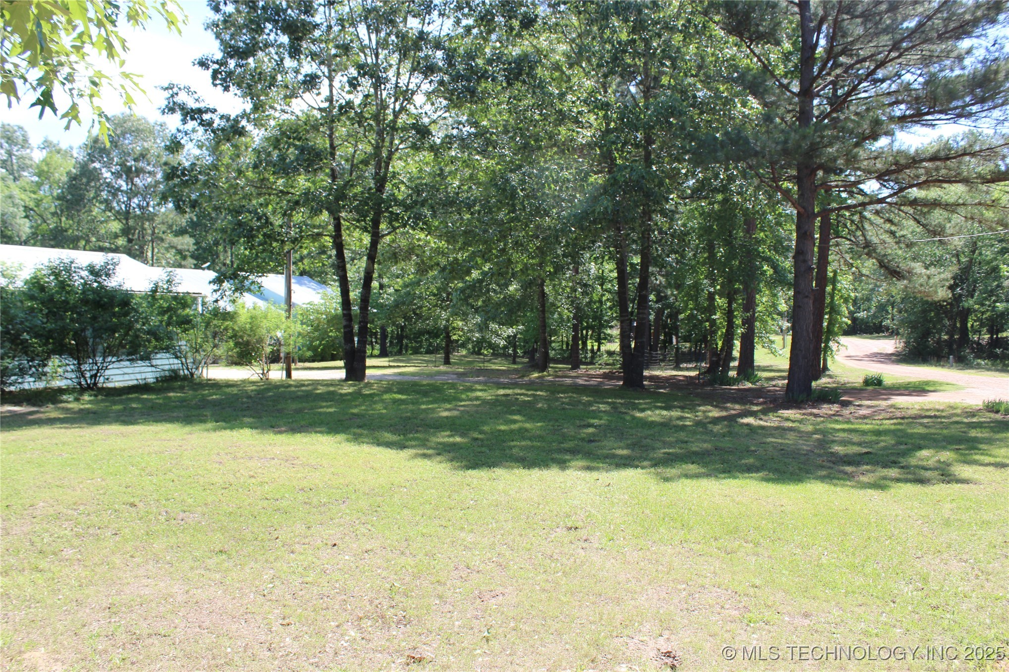 423118 E 1944 Lane