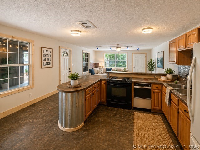 4268 Chickasaw