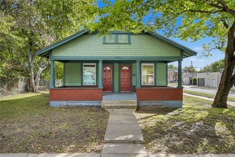 Photo of 111 S Yorktown Avenue #E, Tulsa, OK 74104 (MLS # 2637838)