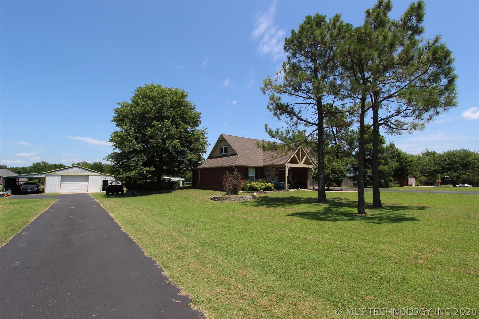 Photo 1 of 42 — 14523 E 140th Street N, Collinsville, OK 74021