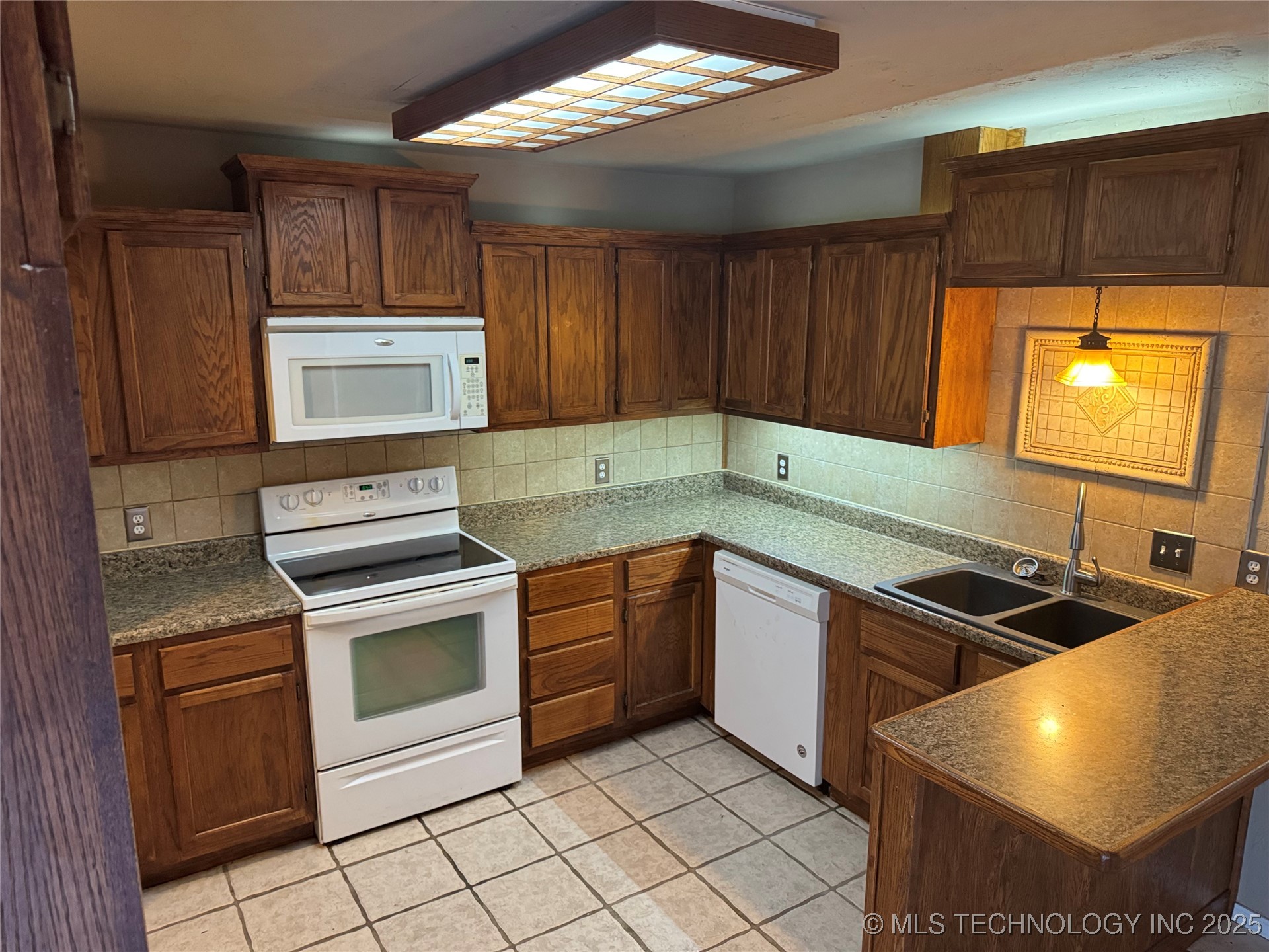 1615 Wildewood