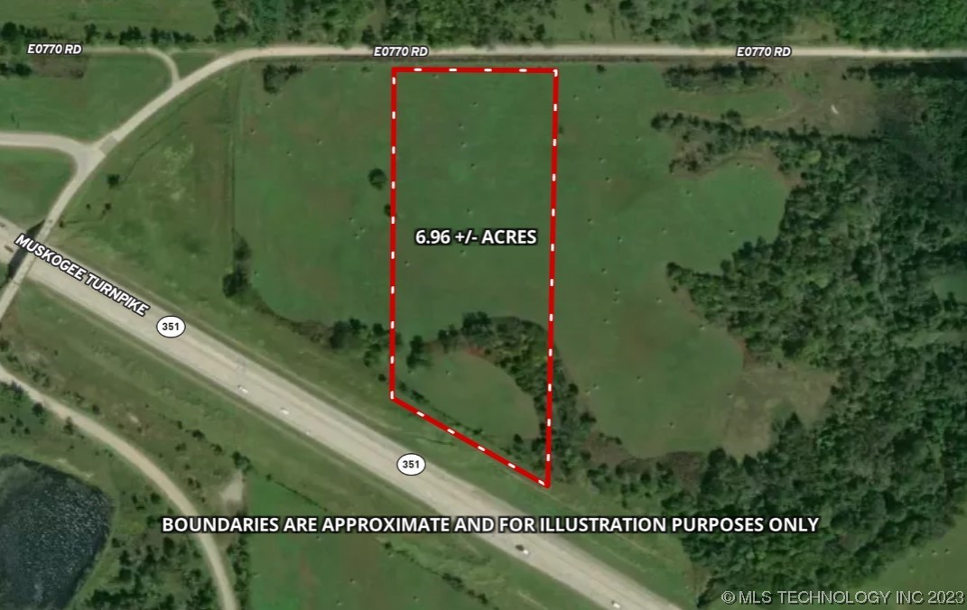 Photo 2 of 39 of 2 S 417th EastAvenue land