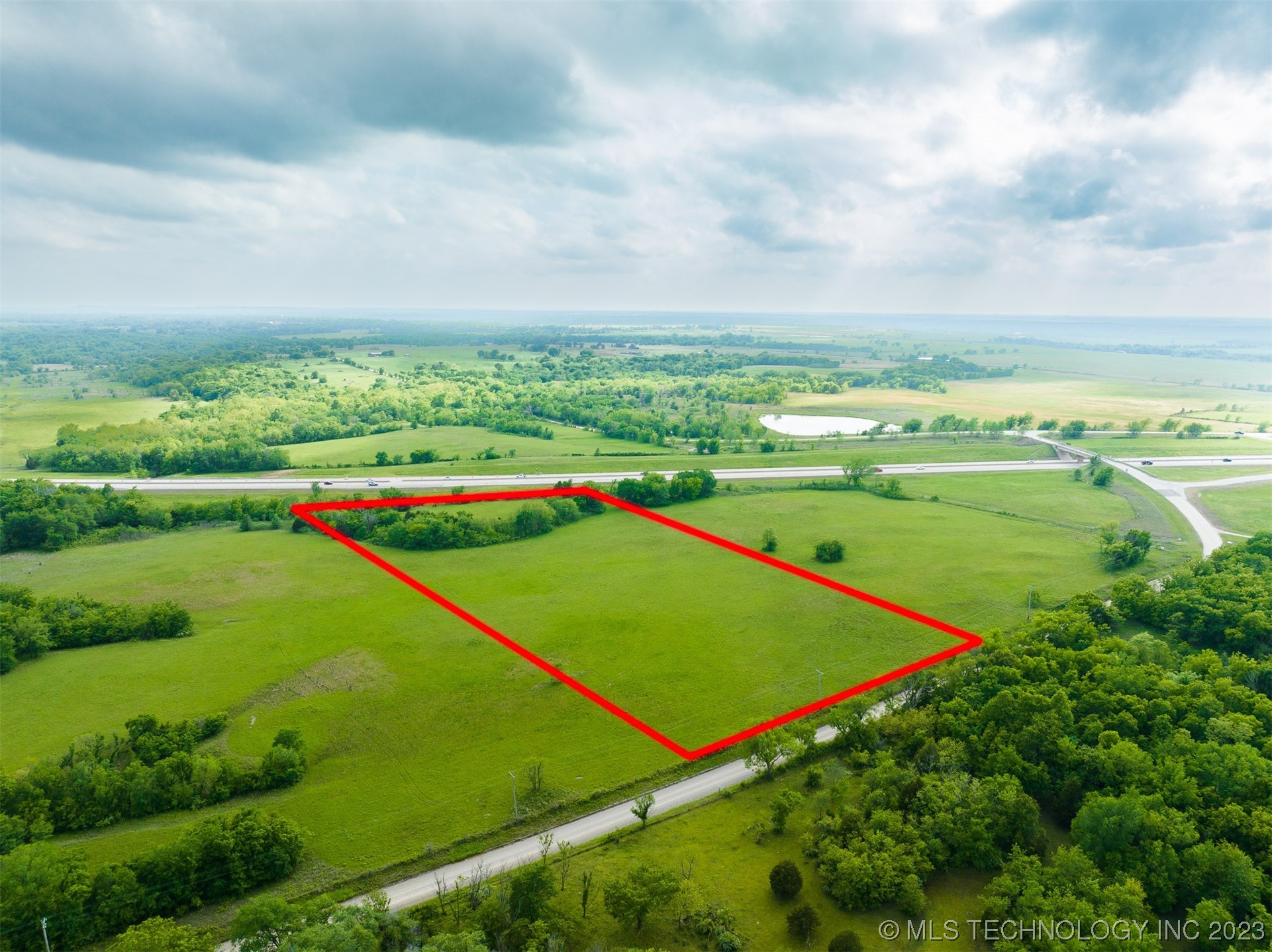 Photo 1 of 39 of 2 S 417th EastAvenue land