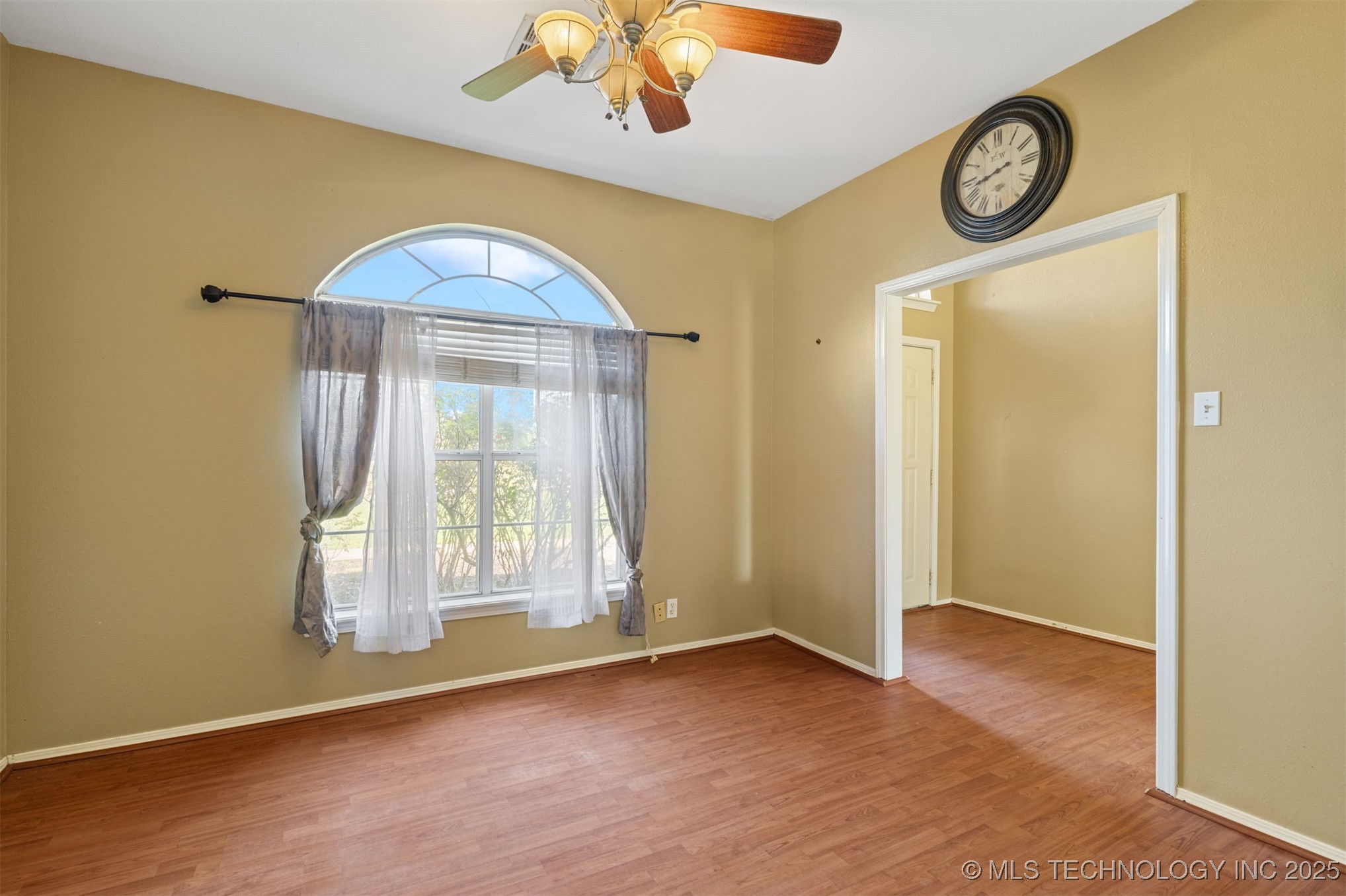 2606 Christy Lane