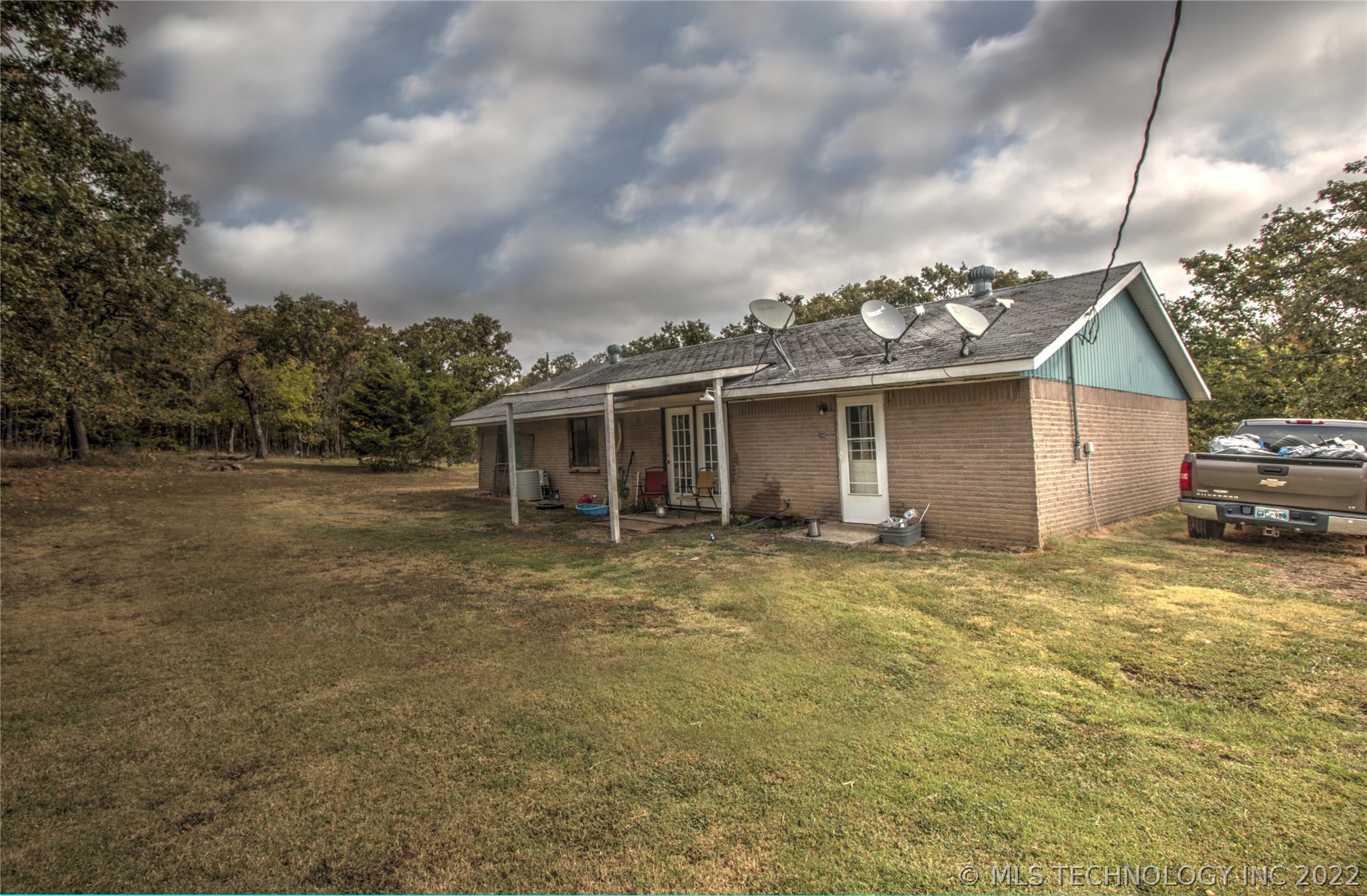 Photo 29 of 32 of 9445 N 150th Road house
