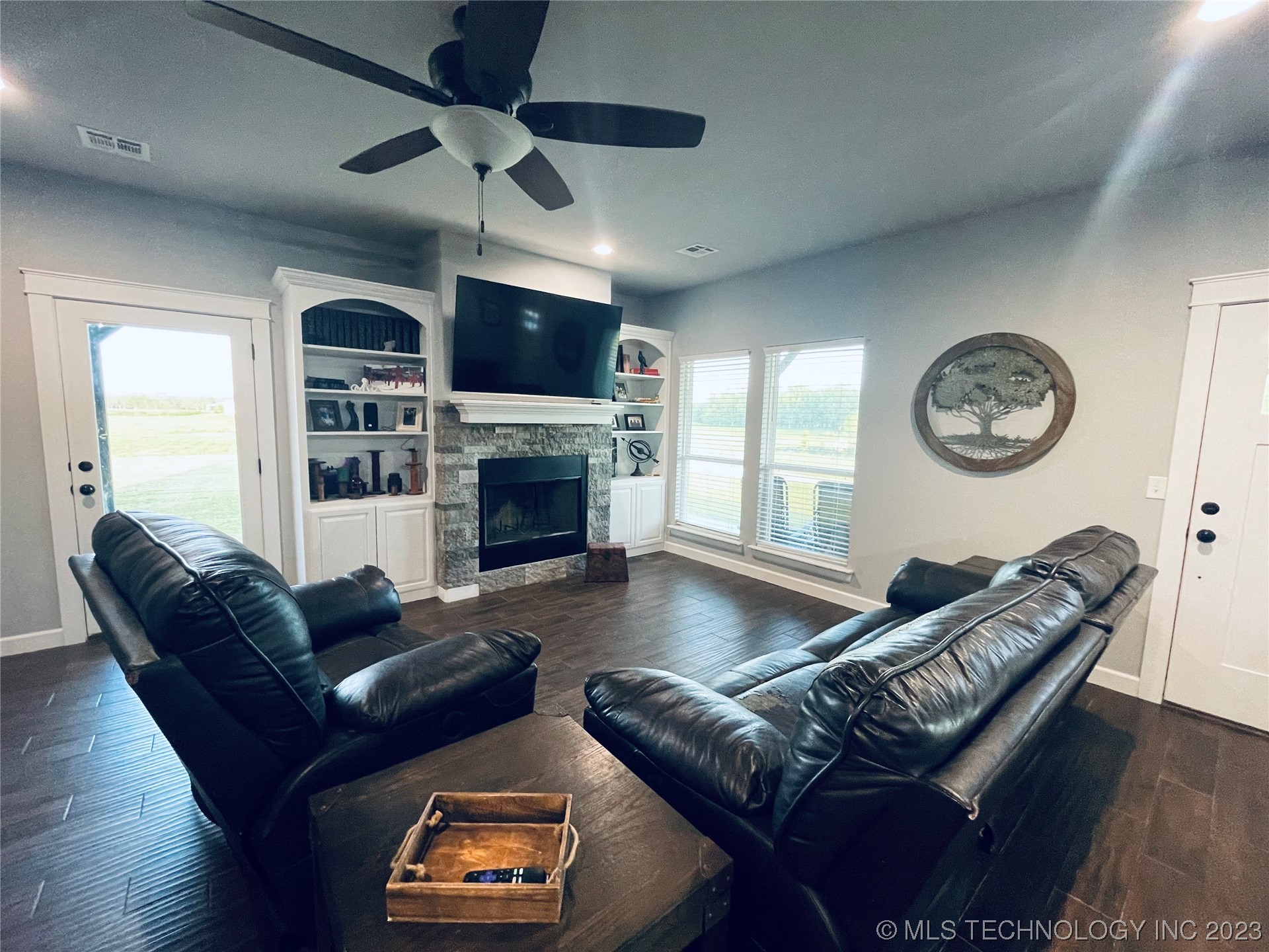Photo 5 of 27 of 17205 S Garnett Road house