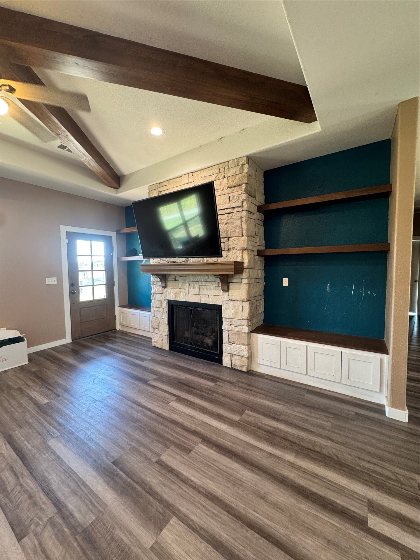 11659 E Enterprise