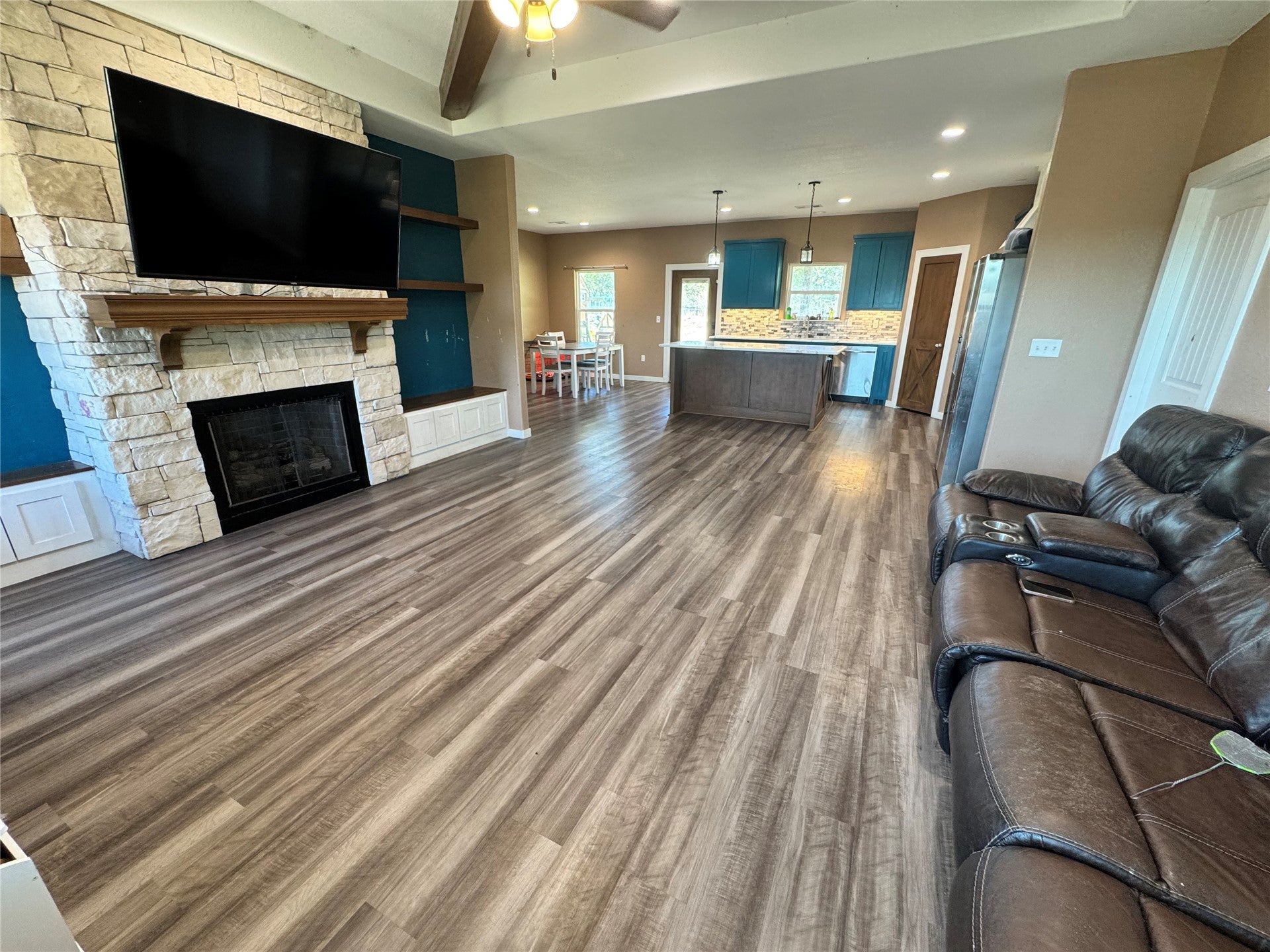 11659 E Enterprise