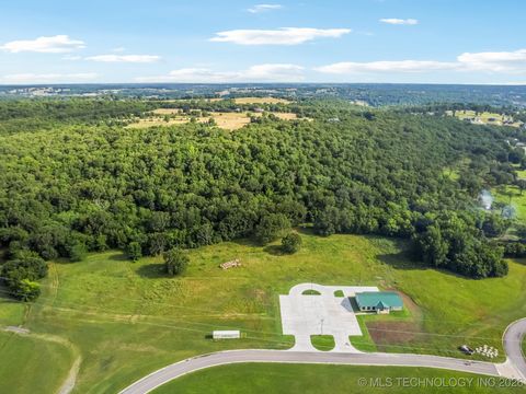 Photo of Mill Street, Tahlequah, OK 74464 (MLS # 2601450)