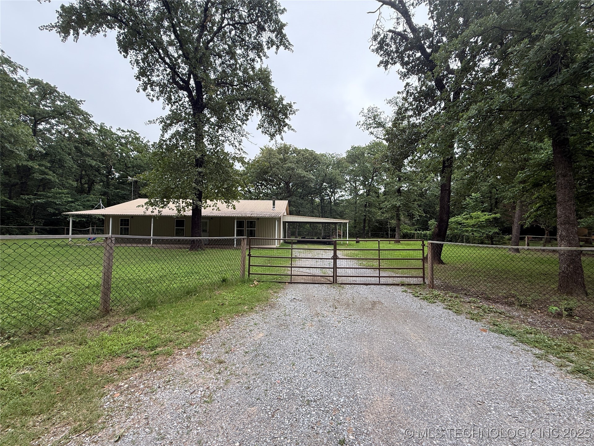 111 Hickory