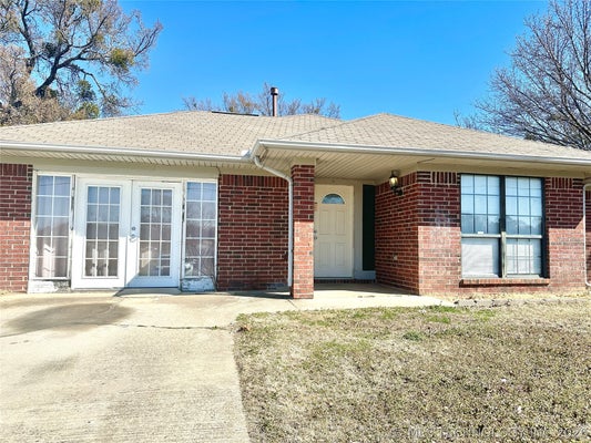 728 N MAIN ST, ADA, OK 74820 - Image fd8112f3ce8a944c62f49aff34fa9e9a/4162048465