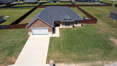Photo of 62 Bull Run Road, Calera, OK 74730 (MLS # 2617143)