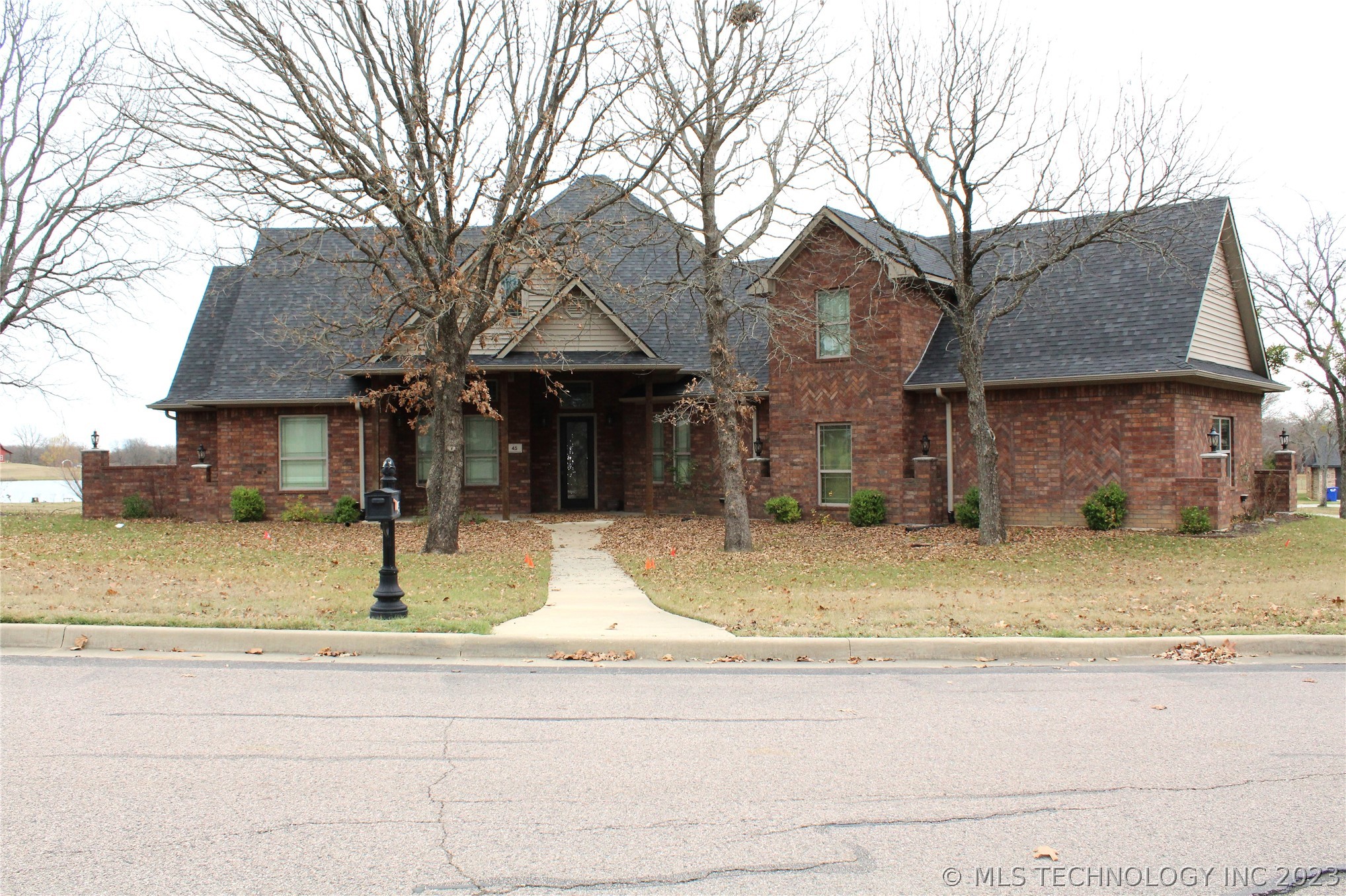 Photo 1 of 40 of 45 Tabernacle house