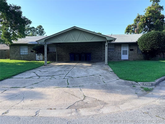 1925 E 51ST PL, TULSA, OK 74105 - Image ff6d5b3c23121a922df4c312de7da0af/1635192201
