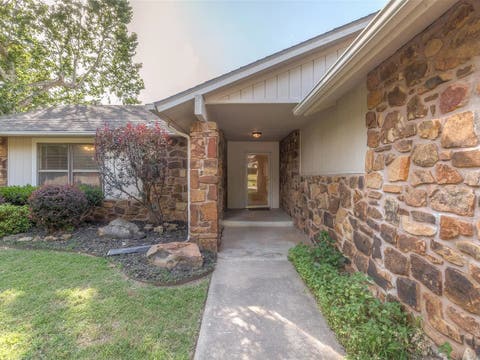 Photo of 6820 S 32nd West Avenue, Tulsa, OK 74132 (MLS # 2631619)