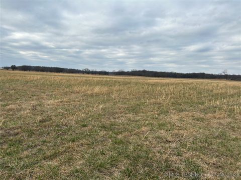 Photo of 000 Mud Valley Road, Tahlequah, OK 74464 (MLS # 2550977)