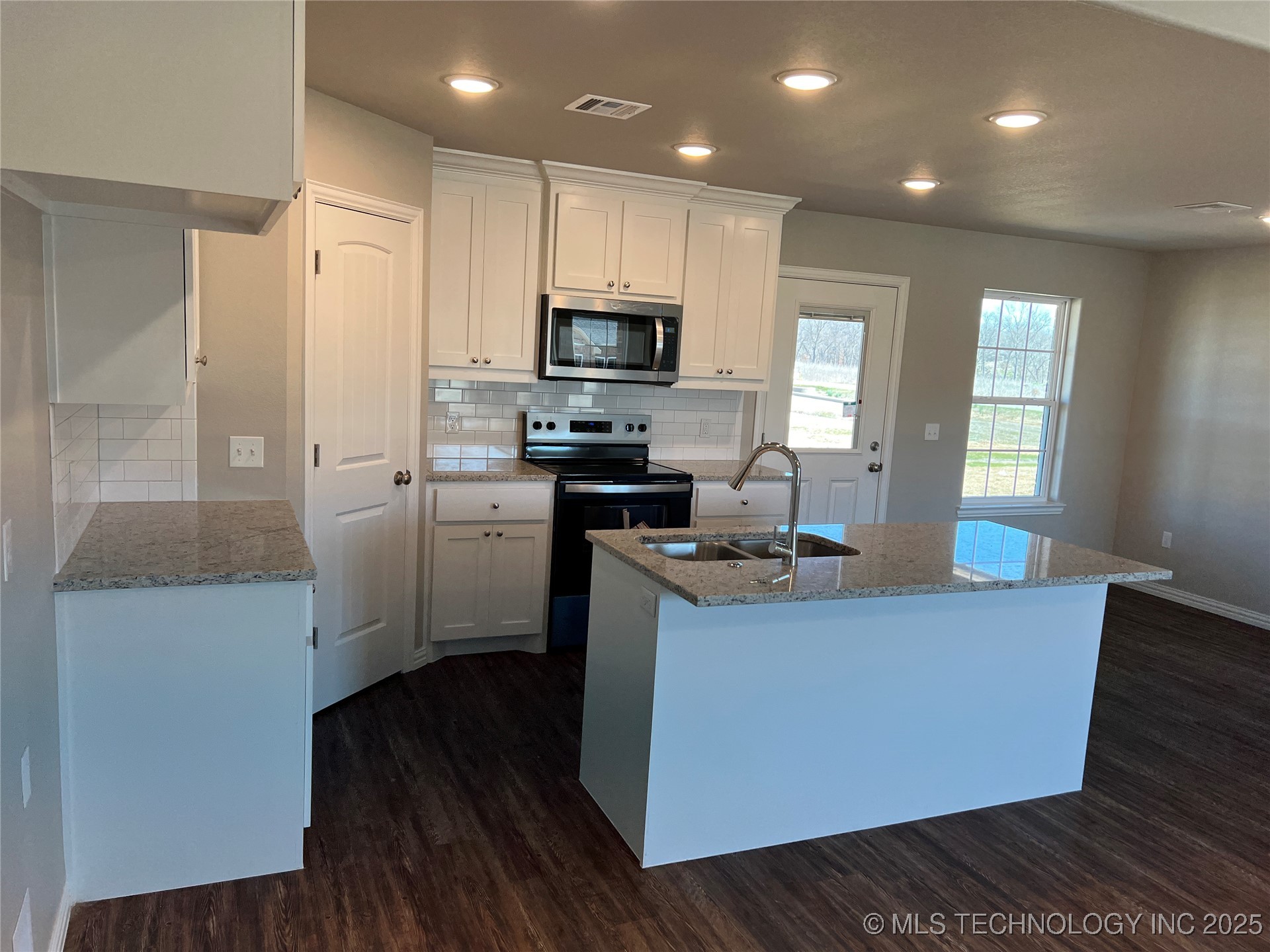 502 Sweet Pea Lane
