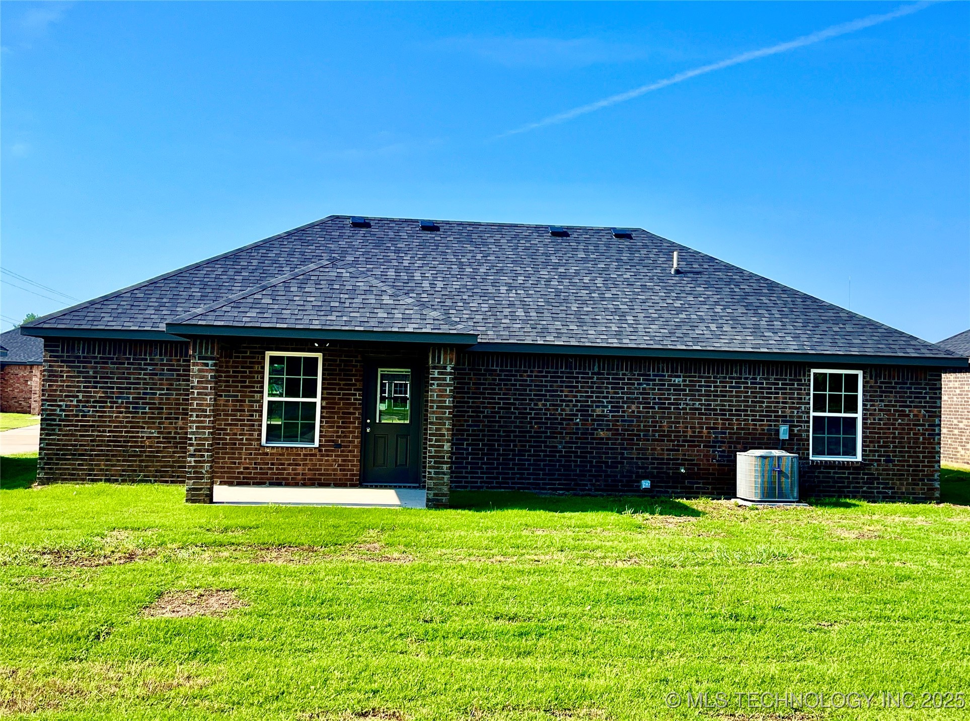 502 Sweet Pea Lane