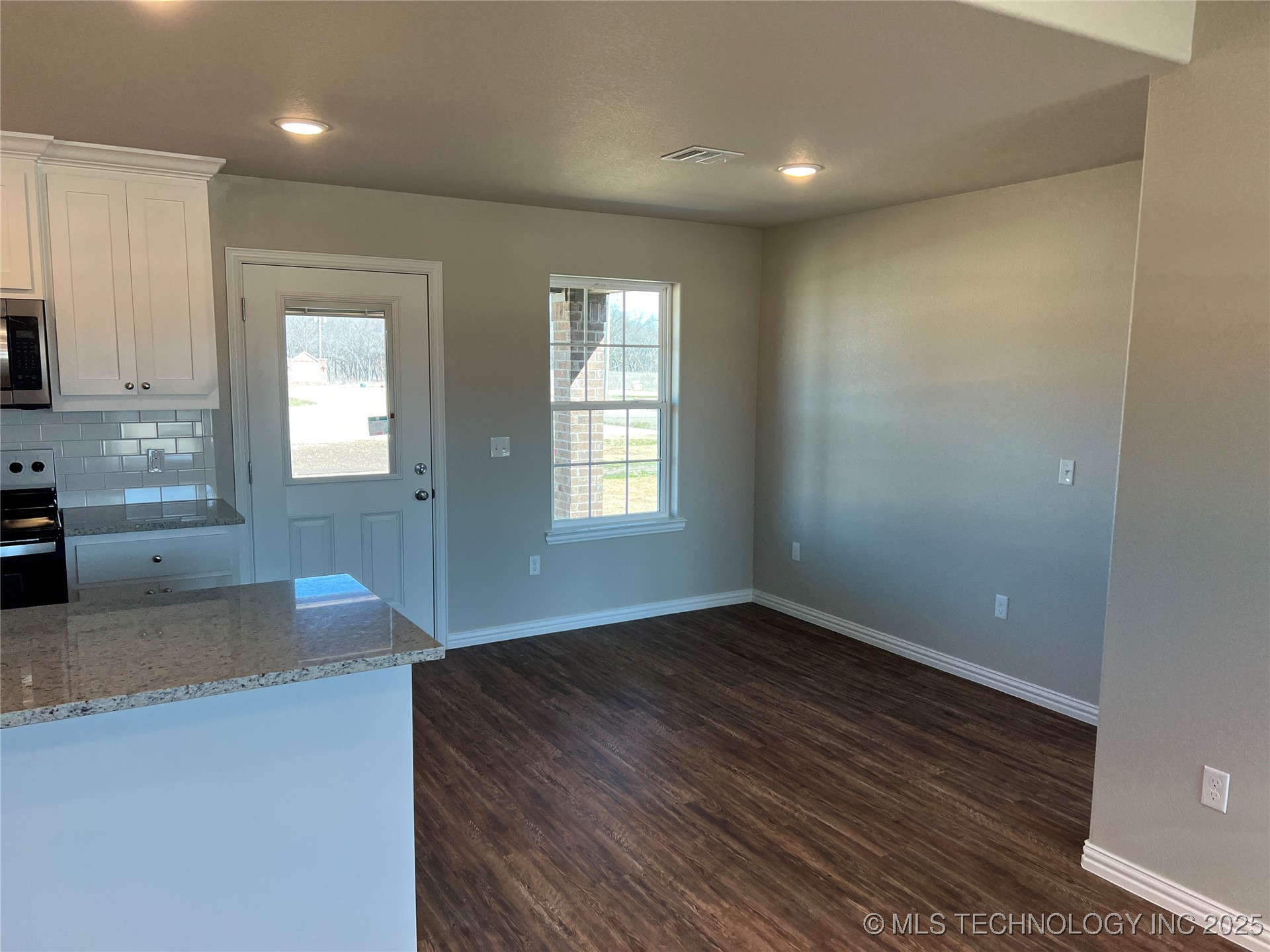 502 Sweet Pea Lane