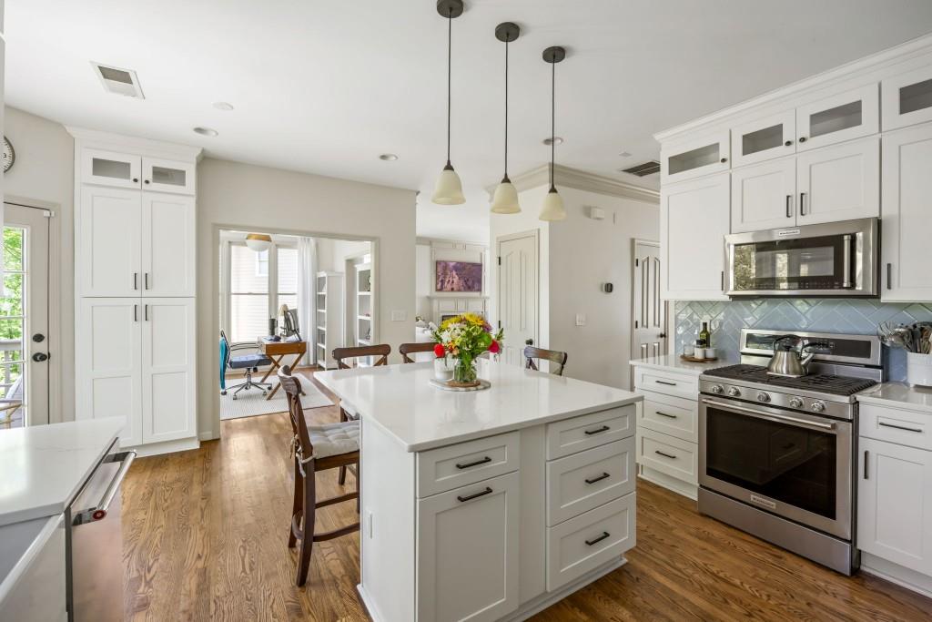 6000 Hampton Bluff Way, Roswell, Georgia image 10