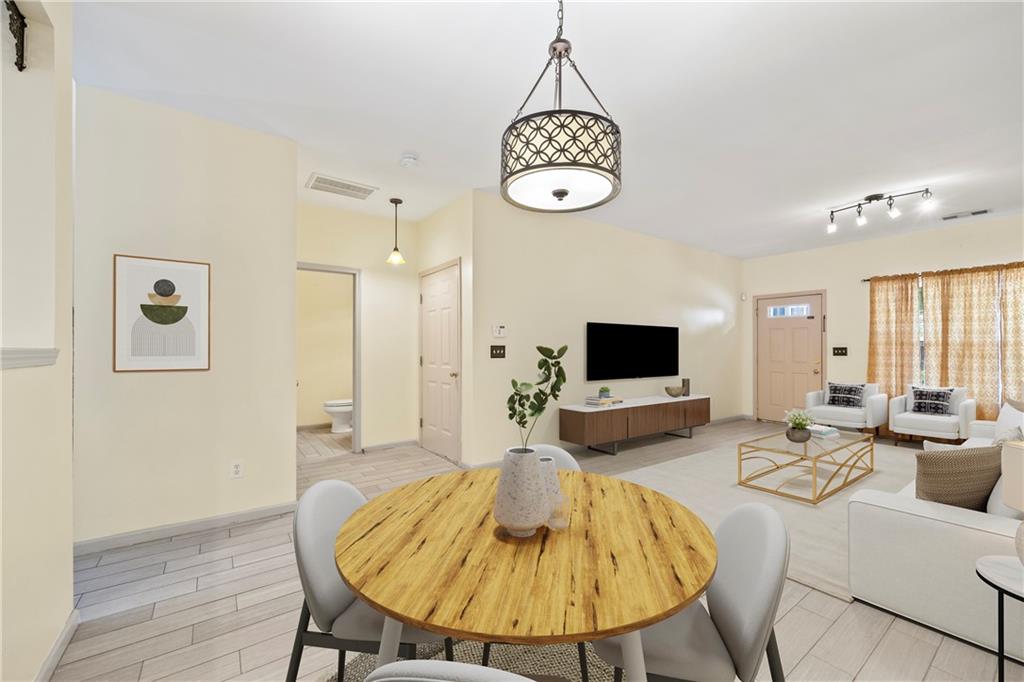 2331 Suwanee Pointe Drive