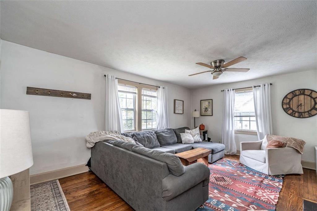 614 Briarwood Circle