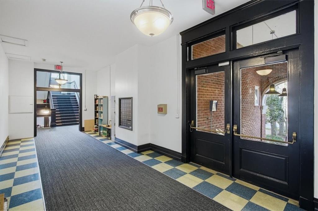 1031 State Street NW 106