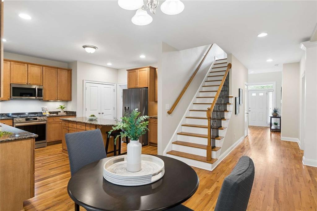 280 3rd Avenue
