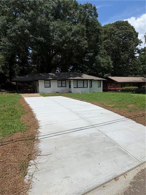 Photo of 1808 Brewer Boulevard SW, Atlanta, GA 30310 (MLS # 7726587)