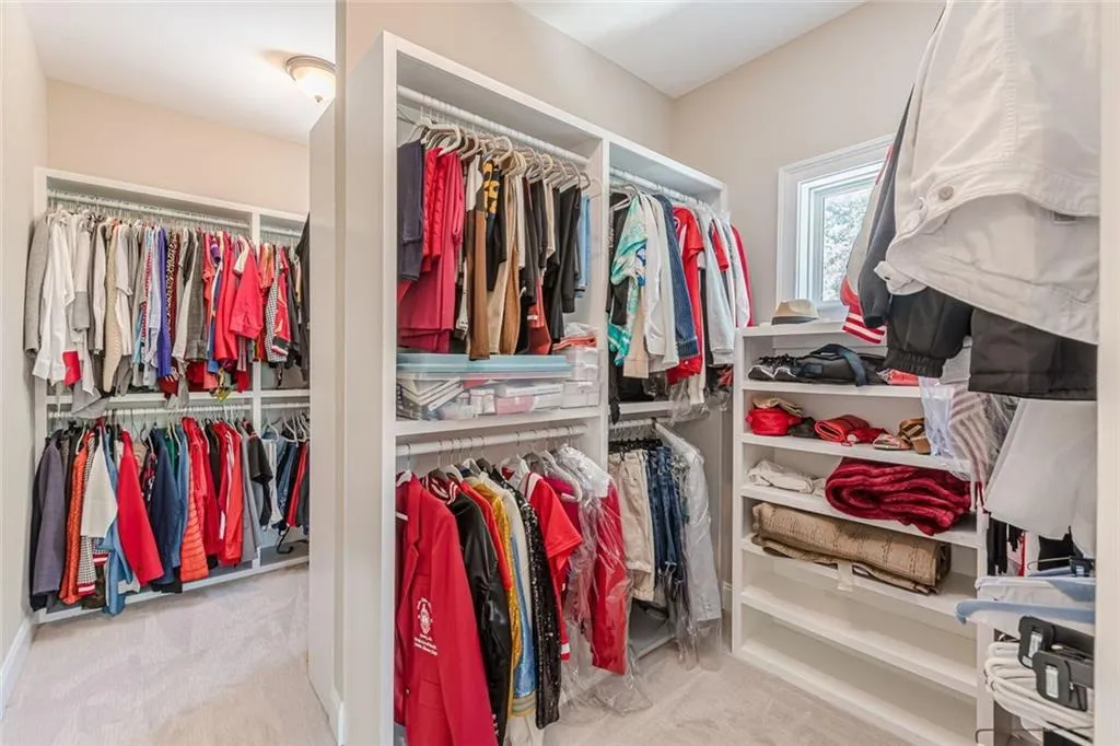 Atlanta, Georgia 30316, United States, 5 Bedrooms Bedrooms, ,4 BathroomsBathrooms,Residential,Active,209141