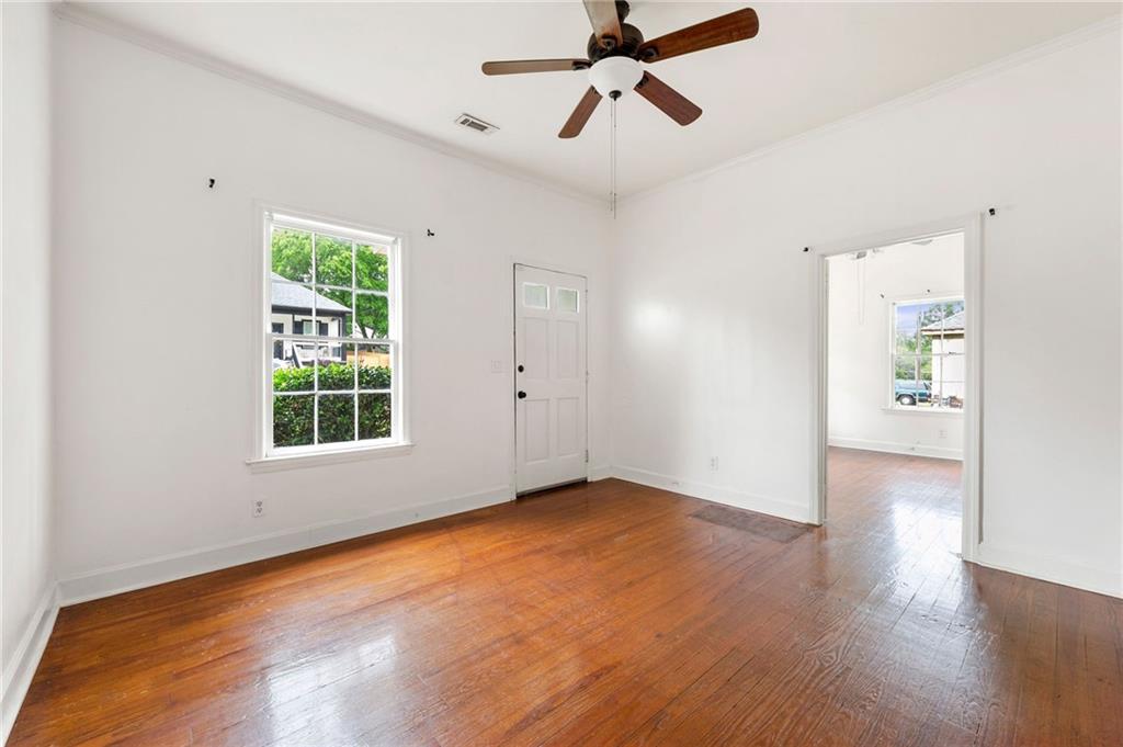 3288 Dogwood Street