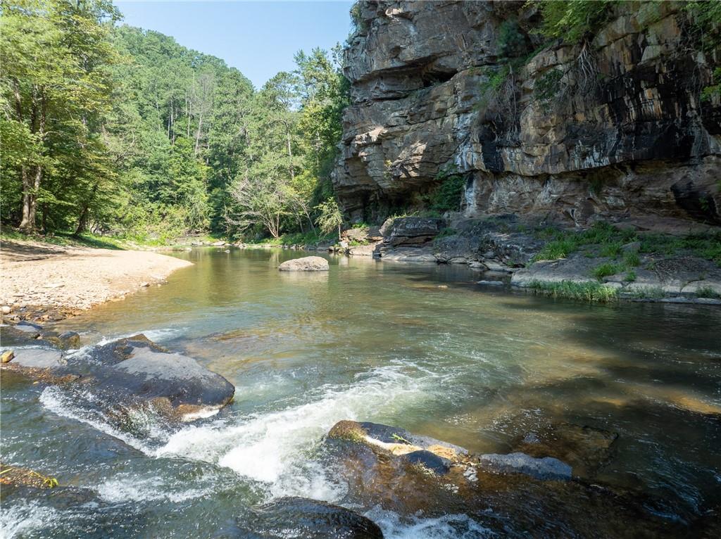 Marie Drive, Talking Rock, Georgia image 5