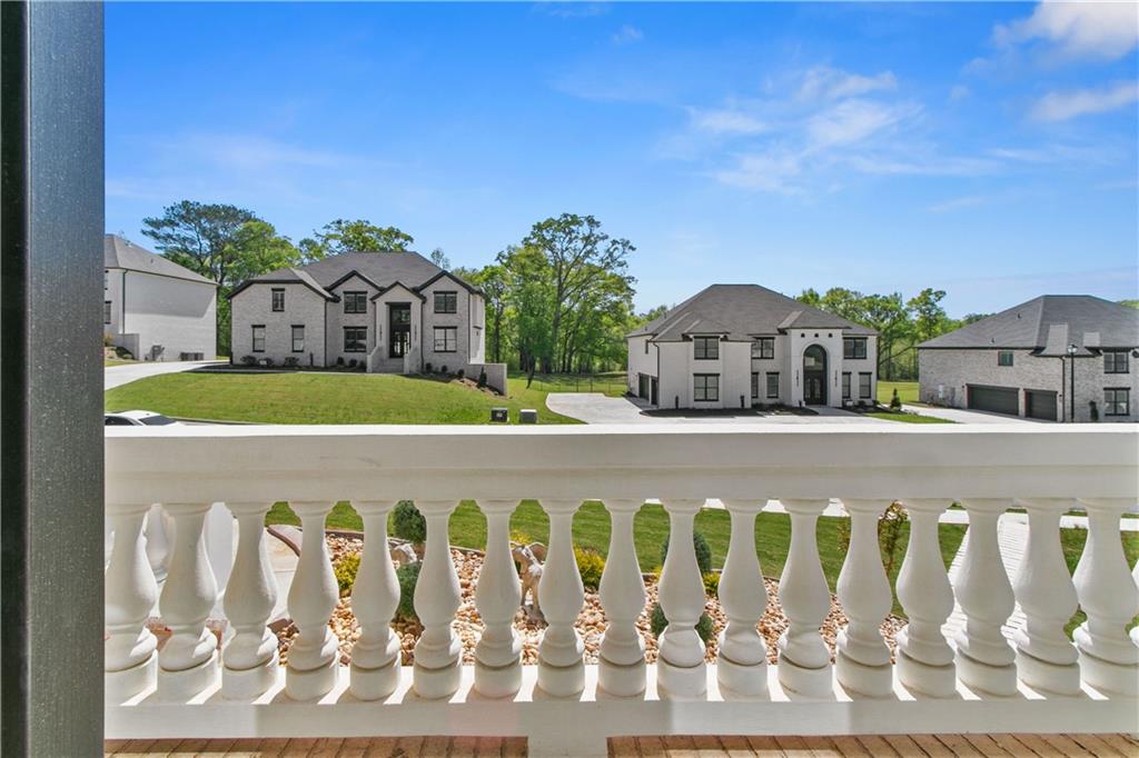 2989 Waterford Drive, Conyers, Georgia image 8