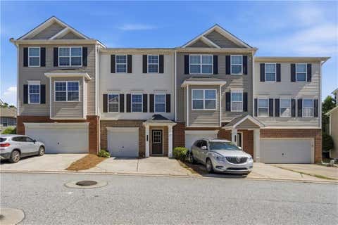 Townhouse For Sale - 912 Society Circle<br/> Atlanta, GA 30331