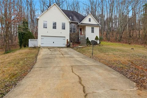 Homes For Sale - 158 Ridge Lane<br/> Lula, GA 30554